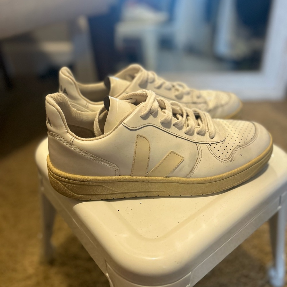 Veja Cream Sneakers